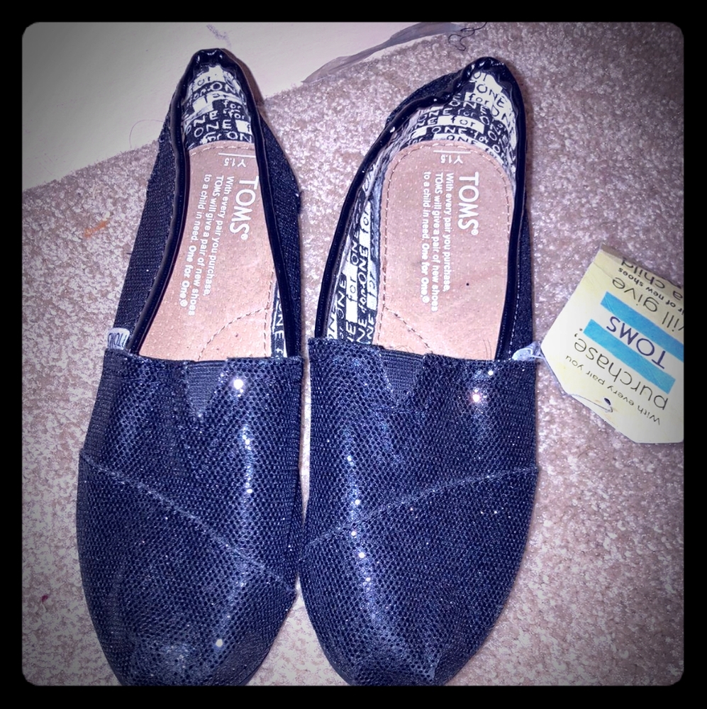 Tom's shoes